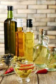 Vegetable Oils: Varieties, Flavor, and Uses | Foodal | Best oil for frying,  Homemade recipes, Healthiest oil for frying